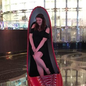 Meet your Posher, Nicole